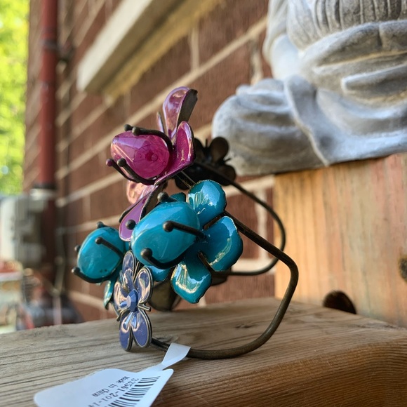 Floral Fashion Bracelet BNWT - Picture 2 of 4